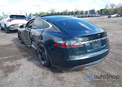2012 Tesla Model S Performance/Signature Performance из США, поврежденный, VIN 5YJSA1DP2CFP01471